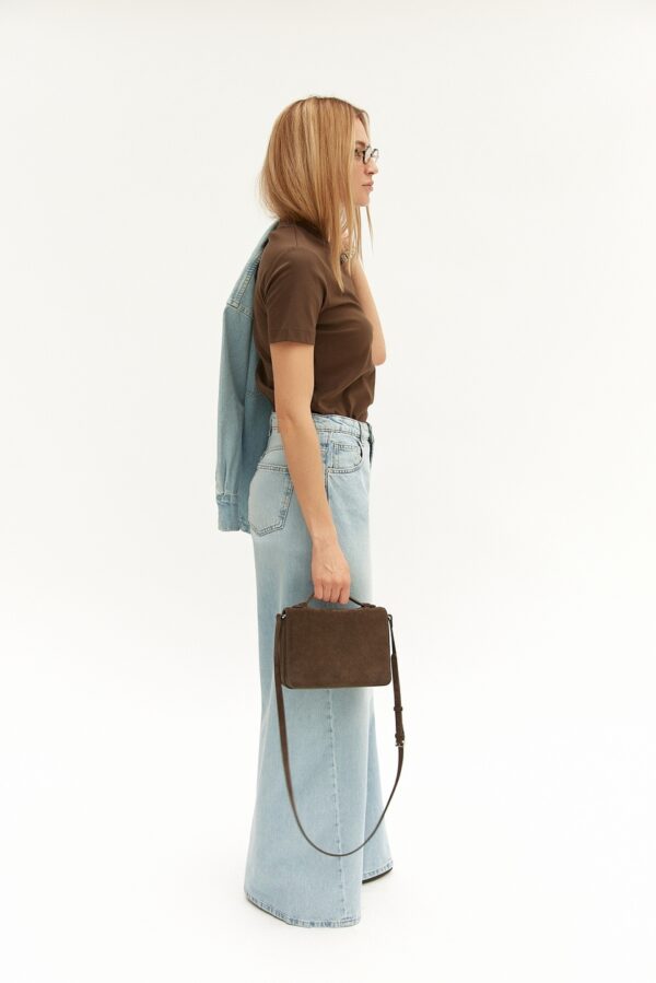 Джинсы L Wide Leg с косым швом голубого цвета