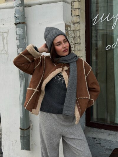 Шапка 2MOOD из шерсти енота серого цвета